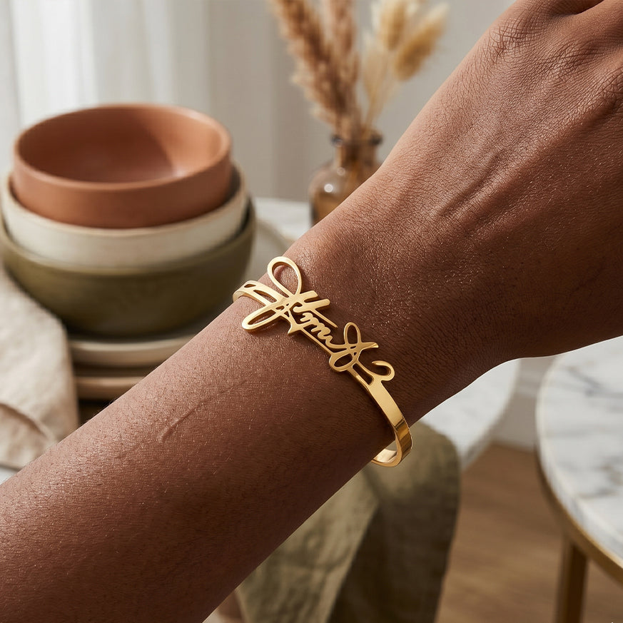 04 Custom Name Bangle