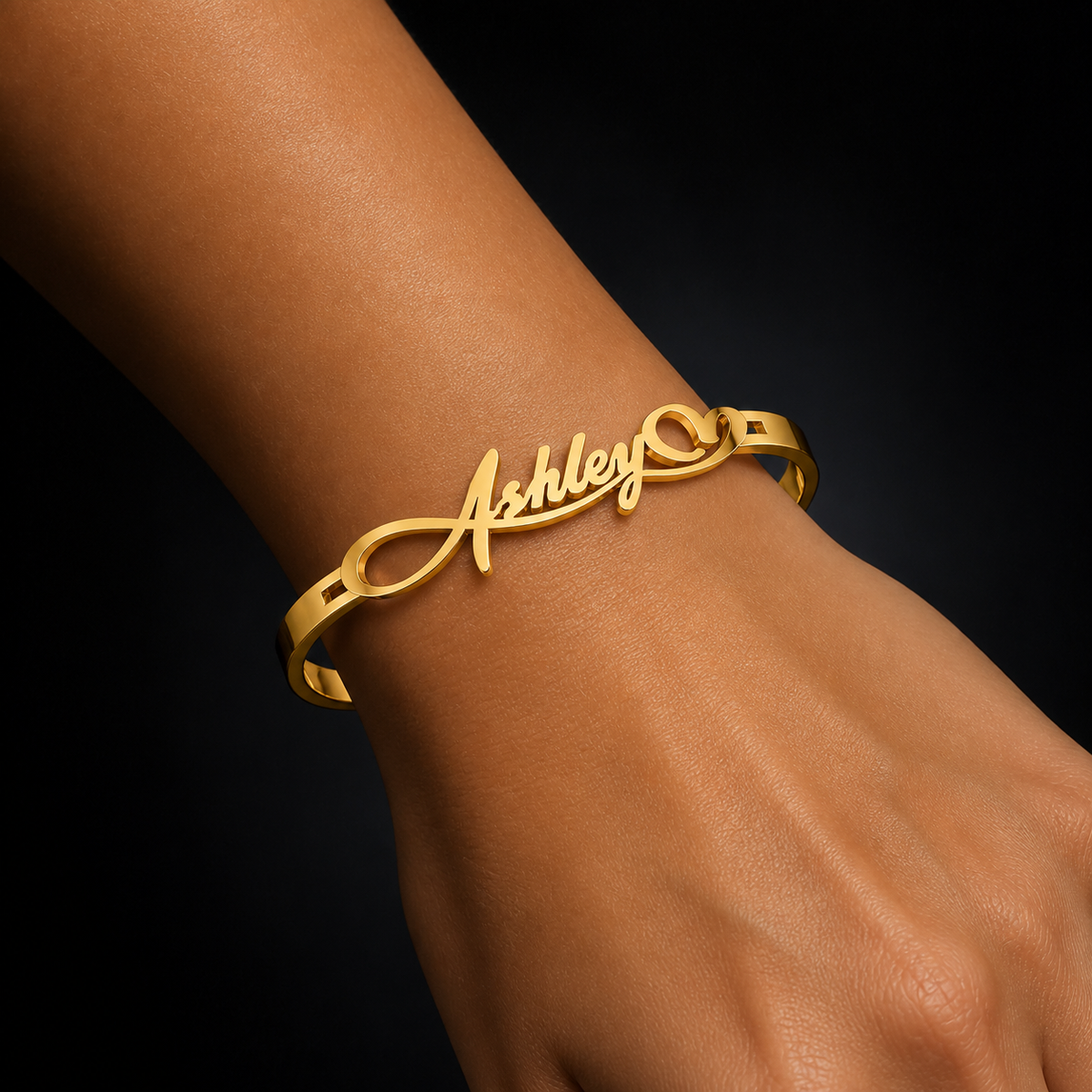 04 Custom Name Bangle